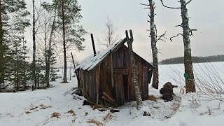 ИЗБА ДЕДА на ТАЁЖНОМ ОЗЕРЕ / ПРОВЕРКА ЖЕРЛИЦ / ПОЙМАЛ ТРОФЕЙ.