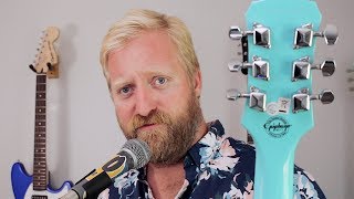 Epiphone SL VS. Squier Bullet Mustang