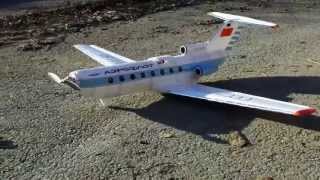 Модель Як-40 из потолочки