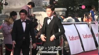 【第50回 百想芸術大賞】レッドカーペットの男優達