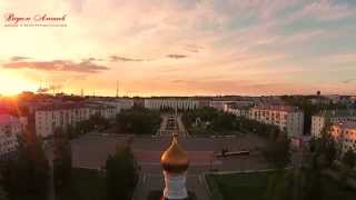 Краснотурьинск, часовня на центральной площади c высоты птичьего полета.