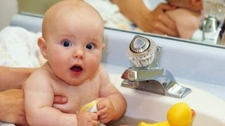 Как правильно подмывать новорожденного?_Урок №3_Уход и гигиена малыша