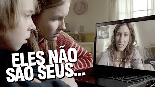 REVIEW | A Visita