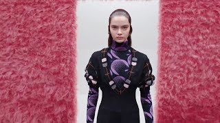 What's Up Prada par Raf Simons & Miuccia Prada- Défilé Automne/Hiver 2021/22