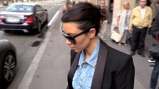 EXCLUSIVE - Kim Kardashian don t want to take a selfie with a fan in Paris