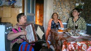 песнь под гармонь "сорвали розу"