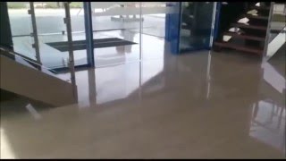 Abrillantado de Mármol Travertino en oficinas del parque empresarial de Ajusa Albacete.