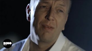 Jannes - Ieder Afscheid Kent 'N Traan (Officiële Video)