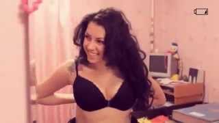 Проиграла спор показала грудь 4 го размера