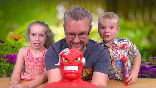 Vac-Man (Stretch Armstrong's Arch Enemy) Unboxing