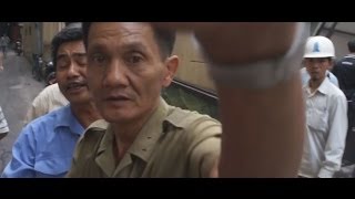 Bảo vệ tòa án đánh phóng viên Motthegioi.vn đang tác nghiệp