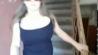 Огромные сиськи классно трясутся / Huge boobs nice shaking