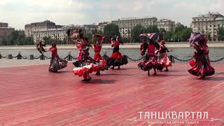 Ирина Пронина. Цыганский танец с шалями.