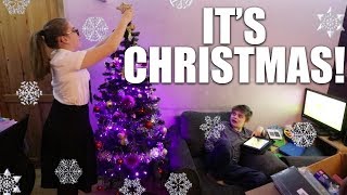 Christmas Decorations & Advent Calendars | Vlogmas 2017 Day 1