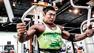 [개근질닷컴]보디빌딩 세계챔피언 류제형 가슴운동 / Bodybuilding World Champion Ryu Je Hyeong Chest workout