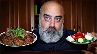 ОБЖОР!!! КОТЛЕТЫ и ГРЕЧНЕВАЯ КАША!!! САЛФЕТОЧНАЯ ПРОКАЗА!!!  | Жру.ру#225 | ASMR | MukBang