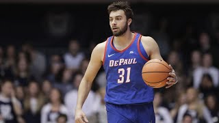 Max Strus make poster dunk and bench goes wild. UIC vs. DePaul