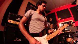 AL REVES - LOS OUTSAIDERS