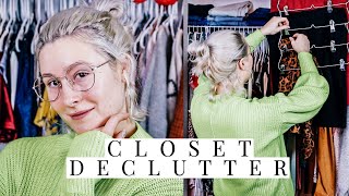 DECLUTTER MY CLOSET WITH ME | SMALL CLOSET ORGANIZATION IDEAS | CLOSET CLEAR OUT FOR POSHMARK!