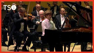 Brahms: Piano Concerto 1 (Excerpt/Extrait) / Peter Oundjian & Jan Lisiecki · TSO