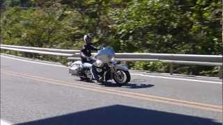 スズキイントルーダークラシック走行画 (suzuki Intruder classic)