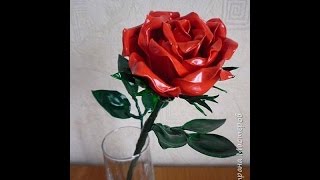 Как сделать розу из пластиковых ложек.How to make a rose out of plastic spoons.