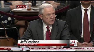 Nunca me reuní con un agente ruso: Sessions