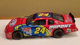 2000 Jeff Gordon Dupont/Charlotte May 2000 1:64 (NASCAR Die-Cast Review)