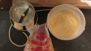 Как сделать зернодробилку своими руками. приготовление прикормки на рыбалку вариант 2 corn
