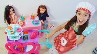 A LANCHONETE FOFA DA LELE ★ Brincando de Cafeteria com kit cházinho e bonecas Our Generation