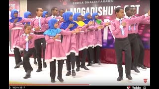 Caruur Agoona oo wacdaro ka dhigay Mogadishu Got talent - tababar cajiiba