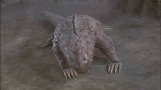Monstruos del Espacio Capítulo 3 " El ataque de Molesaurus"