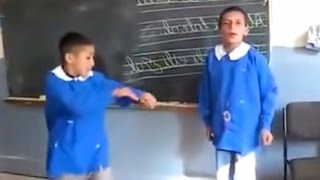 şarkı söyleyen çocuklar süper komik