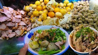 Hủ tiếu mì xá xíu lòng gà trứng non và tô xí quách siêu ngon rẻ chỉ 35k bán xuyên Tết 2020 ở Sài Gòn