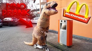 McDonalds PRANK | DINOSAURIER BESTELLT ESSEN