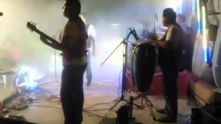 COSTA BRAVA POPURRI EN VIVO  TOMY RAMIREZ