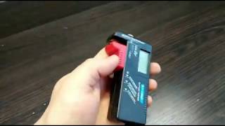 Универсальный тестер батареек BT 168D из Китая