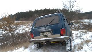 3Д нива на BFGoodrich Mud Terrain T/A с цепями.
