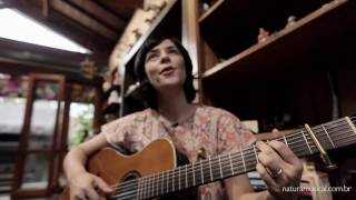 A música companheira de Fernanda Takai