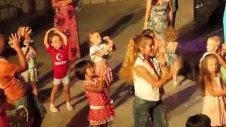 Алания, Турция. Детская дискотека в отеле.