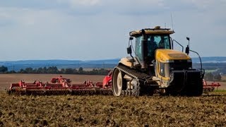 Challenger MT875B + Väderstad Carrier 1225