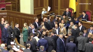 Бійка і блокування трибуни – через голів комітетів Верховної Ради