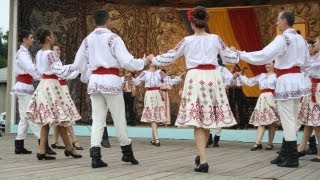 Evoluţia Ansamblului „Izvoraşul" Cahul de Ziua Independenţei Republicii Moldova