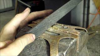 Lorica Segmentata - How to make a Hinge