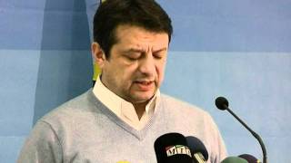 Груевски се повеќе тоне во сопствената кал