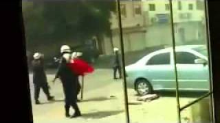Bahrain: Regime's Pakistani Thugs Destroy People's Properties‏ - Feb 2011
