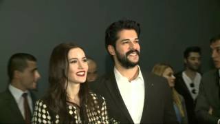 burak ozcivit ve fahriye evcen istanbul galasindan مترجم