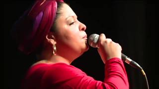 Fabiana Cozza e Marcelino Freire - Cantos Negreiros - AuTORES EM CENA (2010)