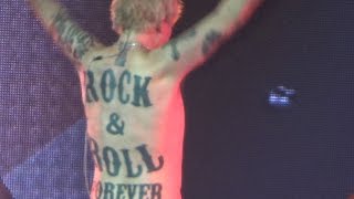 Концерт Scorpions Киев 19 февраля 2016 (фрагменты концерта)