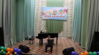 Виниченко Игорь, 1 класс  А.  Латышев Детская сюита - Марш Бармалея, Вальс Мальвины, Емеля на печи